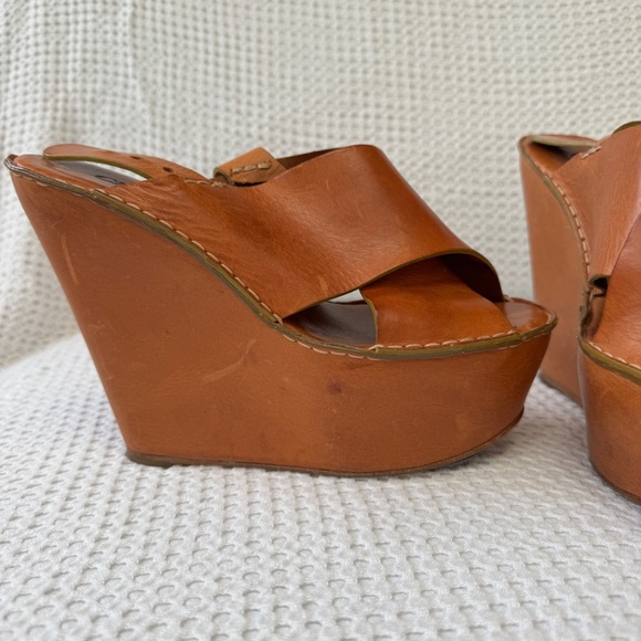 Chloe Leather Wedge Shoe - Picture 9 of 12